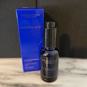 Revolution Skincare London Overnight
Skin Oil Concentrate Serum NEW in Box